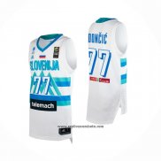 Camiseta Slovenia Luka Doncic #77 Tokyo 2021 Blanco2
