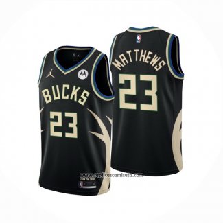 Camiseta Milwaukee Bucks Wesley Matthews #23 Statement 2022-23 Negro