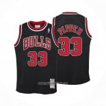 Camiseta Nino Chicago Bulls Scottie Pippen #33 Mitchell & Ness 1997-98 Negro