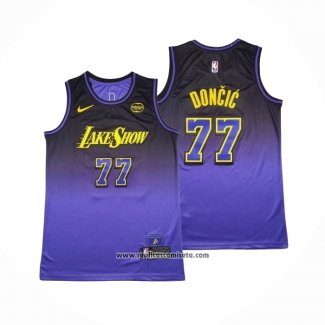 Camiseta Los Angeles Lakers Luka Doncic #77 Ciudad 2024 Violeta