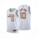 Camiseta Cleveland Cavaliers Darius Garland #10 Ciudad 2022-23 Blanco