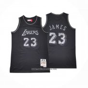 Camiseta Los Angeles Lakers LeBron James #23 Swingman Mitchell & Ness 2018-19 Negro