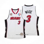 Camiseta Miami Heat Dwyane Wade #3 Mitchell & Ness 2003-19 Blanco