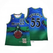 Camiseta Atlanta Hawks Dikembe Mutombo #55 Mitchell & Ness 1996-97 Verde