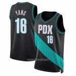 Camiseta Portland Trail Blazers Hansen Yang #16 Ciudad 2025-26 Negro