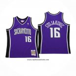 Camiseta Sacramento Kings Peja Stojakovic #16 Mitchell & Ness 2002-03 Violeta