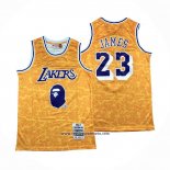 Camiseta Los Angeles Lakers Bape #23 Mitchell & Ness Amarillo