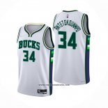 Camiseta Milwaukee Bucks Giannis Antetokounmpo #34 Ciudad 2021-22 Blanco