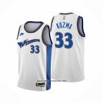 Camiseta Washington Wizards Kyle Kuzma #33 Classic 2022-23 Blanco