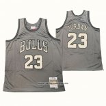 Camiseta Chicago Bulls Michael Jordan #23 Mitchell & Ness 1997-98 Gris