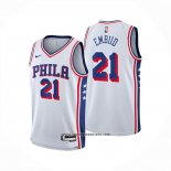 Camiseta Philadelphia 76ers Joel Embiid NO 21 Association 2024-25 Blanco