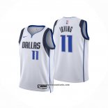Camiseta Nino Dallas Mavericks Kyrie Irving #11 Association 2022-23 Blanco