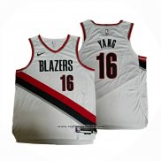 Camiseta Portland Trail Blazers Hansen Yang #16 Association 2024-25 Blanco