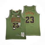 Camiseta Chicago Bulls Michael Jordan #23 Mitchell & Ness 1997-98 Verde2