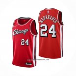 Camiseta Chicago Bulls Lauri Markkanene #24 Ciudad 2021-22 Rojo