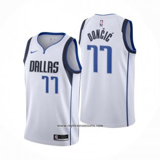 Camiseta Dallas Mavericks Luka Doncic #77 Association 2020-21 Blanco