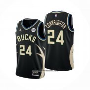 Camiseta Milwaukee Bucks Pat Connaughton #24 Statement 2022-23 Negro