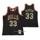 Camiseta Chicago Bulls Scottie Pippen #33 Mitchell & Ness 1997-98 Verde Negro