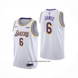 Camiseta Los Angeles Lakers LeBron James #6 Association 2021-22 Blanco